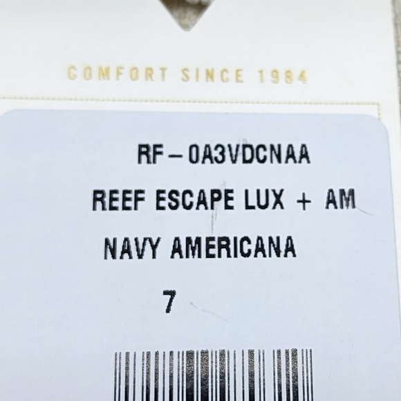 Reef Unisex Escape Lux Navy Americana Flip-Flops - Picture 7 of 7